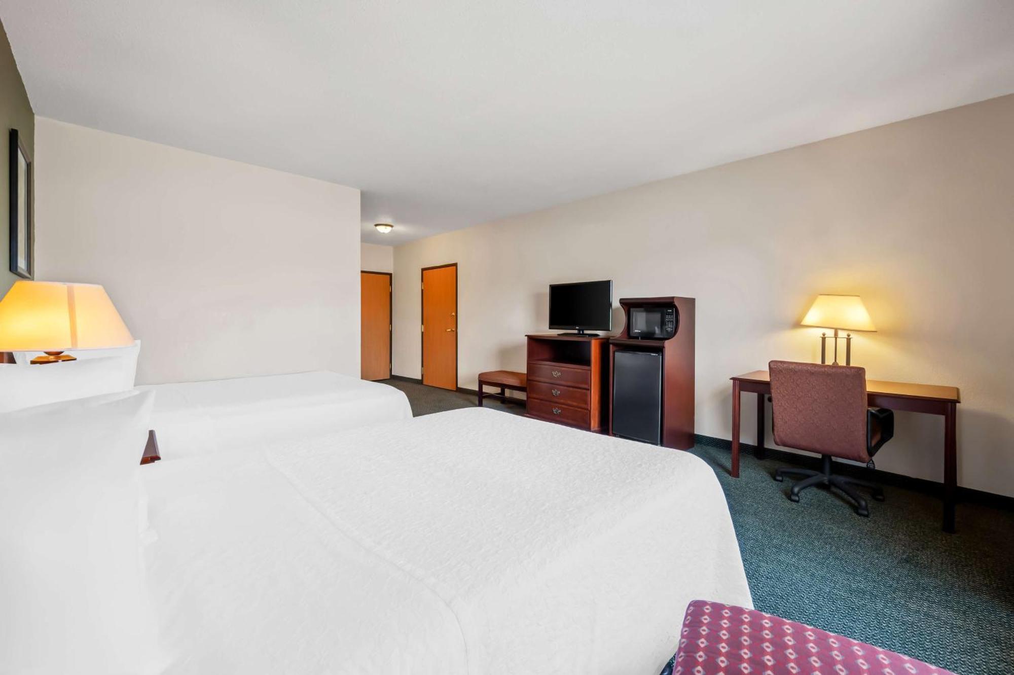 Best Western Annawan Inn Exterior photo