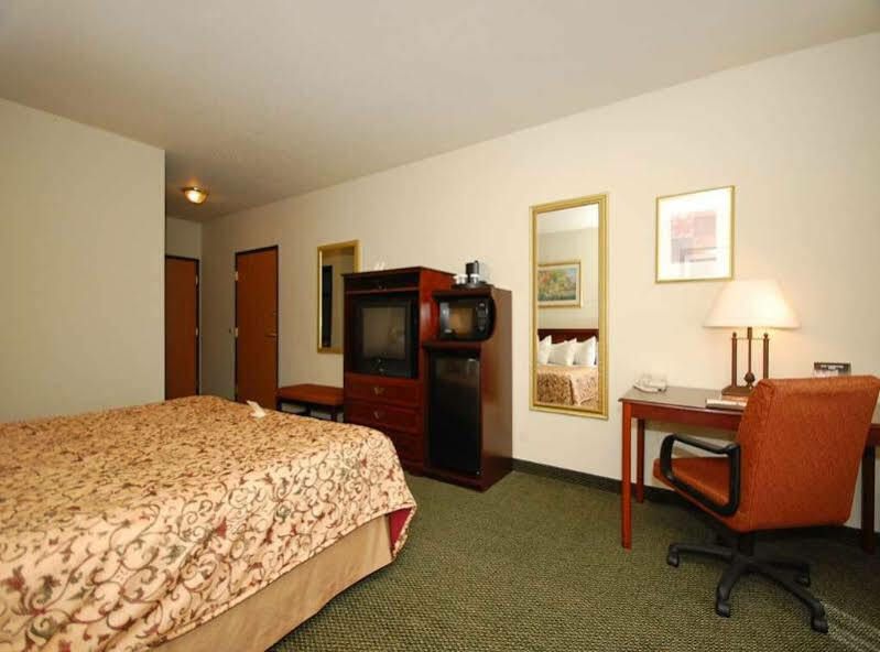Best Western Annawan Inn Exterior photo