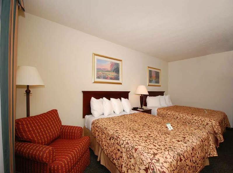 Best Western Annawan Inn Exterior photo